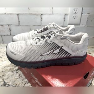 Already Torin knit 3.5s